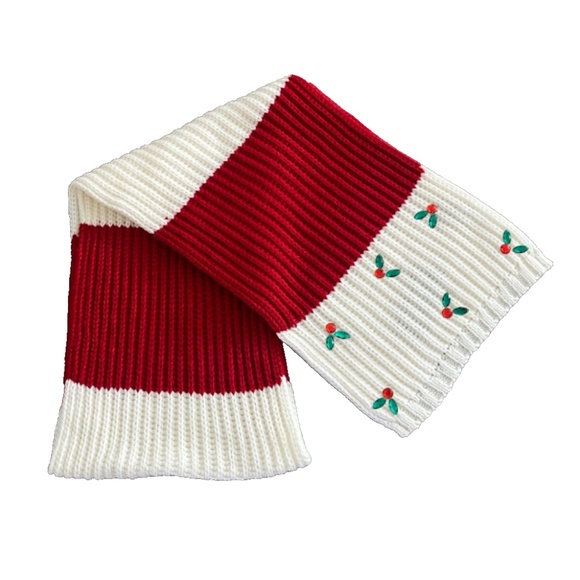 (NWT) Charter Club Women's Embellished Holly Leaves Festive Muffler Scarf OS - Picture 4 of 8